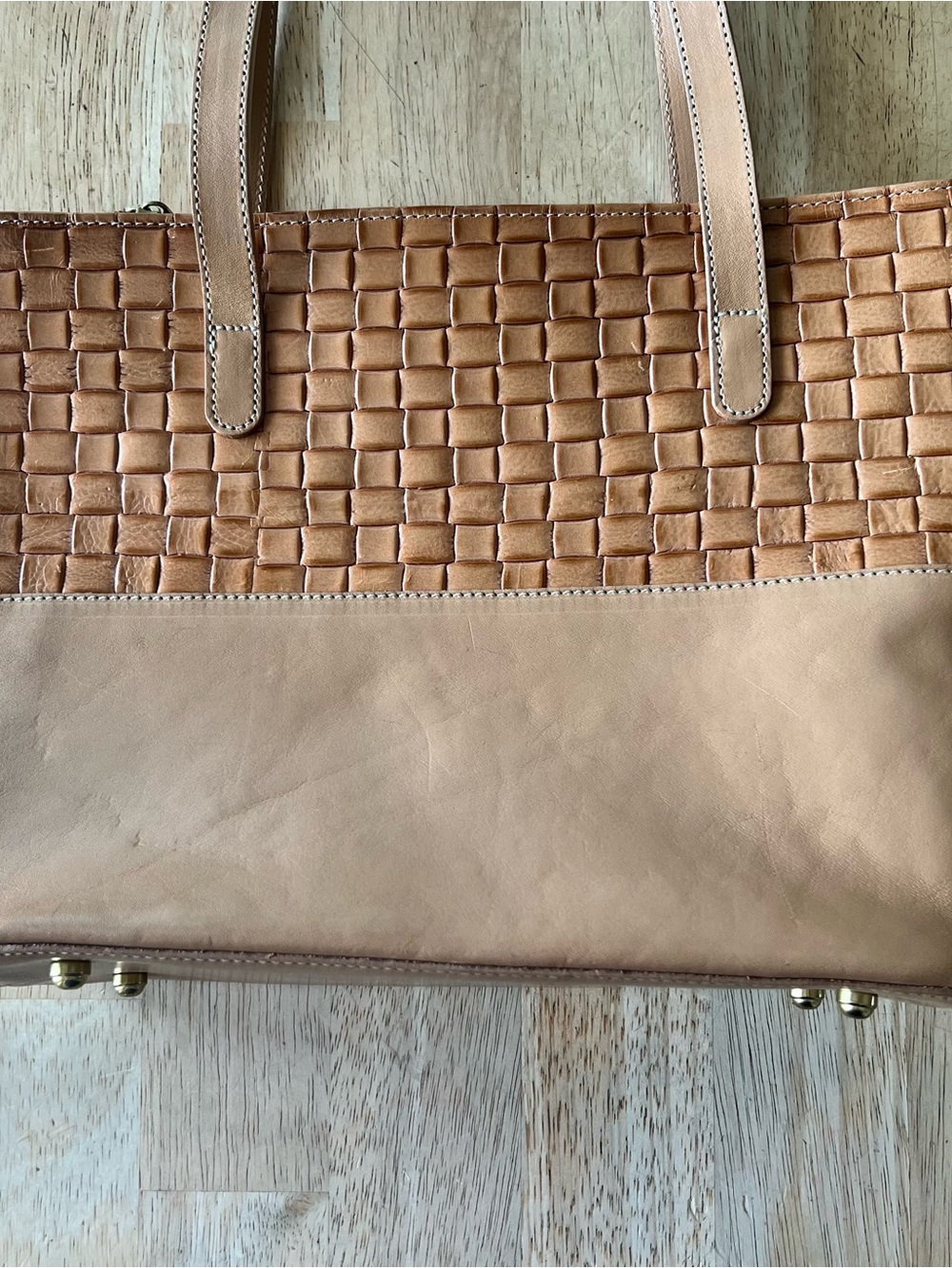 Vintage Brahmin Libby Bag – Camel Basketweave Collection – Style #37867CA - Picture 8 of 14